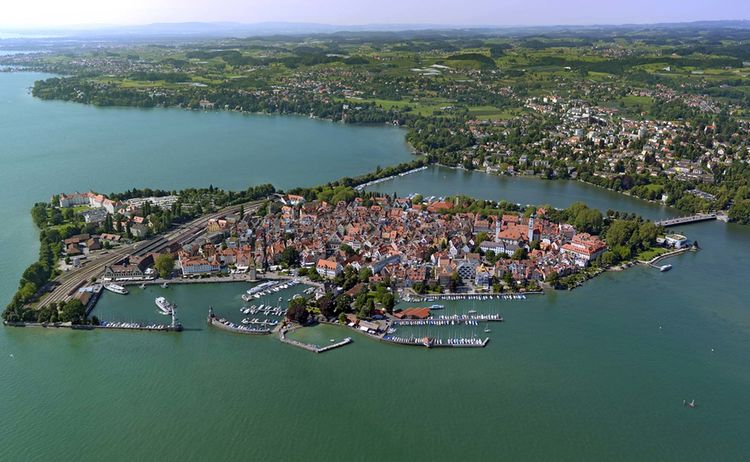 Lindau Luftaufnahme Insel Hafeneinfahrt Urh Nuerberger Luftbild Hajo Dietz