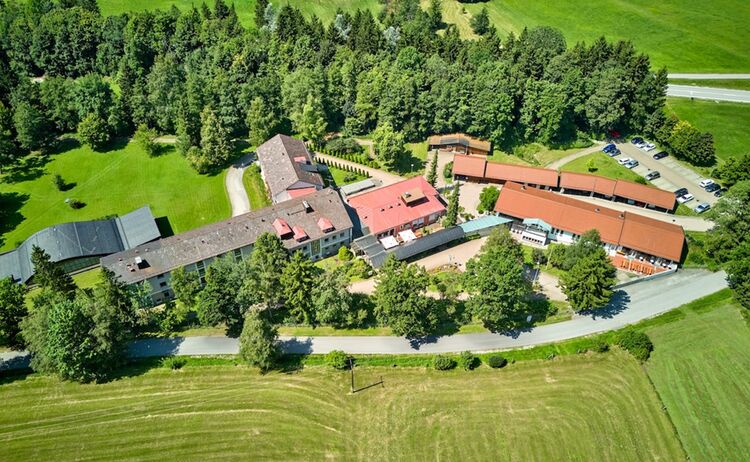 Aura Hotel Saulgrub Luftaufnahme 114 Marcgilsdorf 1