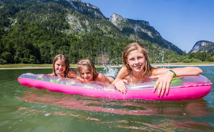 Badespass Im 3 Seen Gebiet Chiemgau Tourismus E V Web