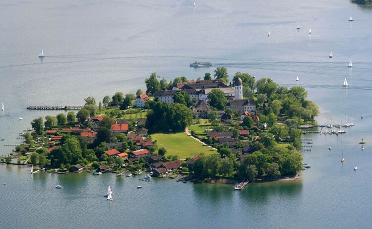 Chiemsee Alpenland Fraueninsel Chiemsee Luftaufnahmen Copyrigth Foto Berger Web