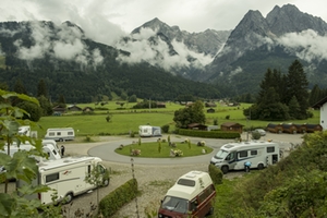 Wohnmobil Stellplatz Zugspitze © Deutsche Alpenstraße, Willem Laros Wohnmobil Stellplatz Zugspitze © Deutsche Alpenstraße, Willem Laros
