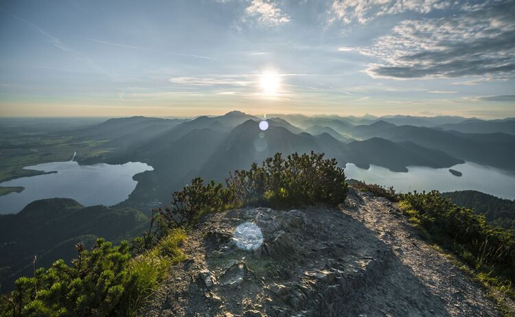 Herzogstand Gipfel Sonnenaufgang 13 Tourist Information Kochel A See Tkujat 25 Copy
