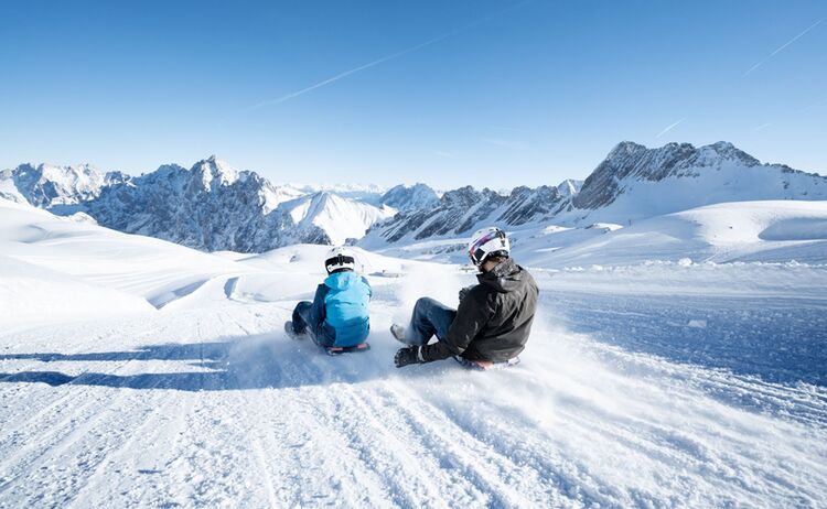 Zugspitze Winterrodeln 1 Bayerische Zugspitzbahn Matthias Fend Copy